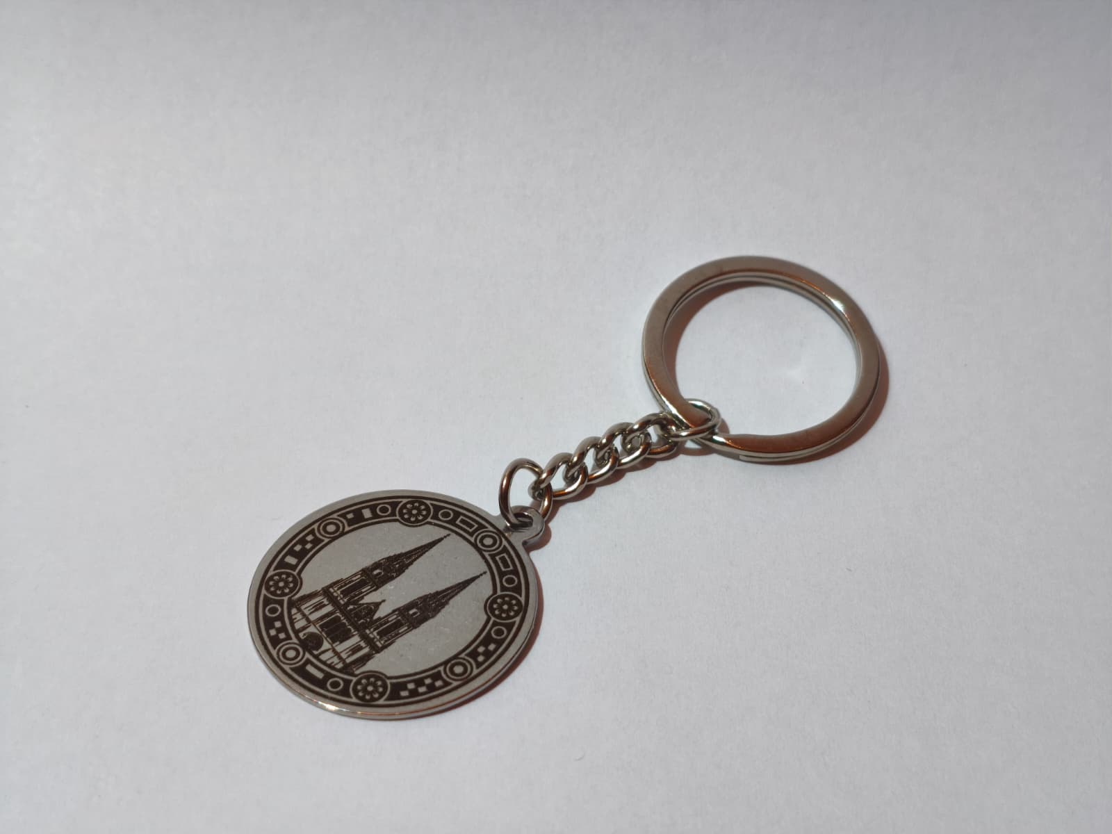 Metal: Privjesak 29mm (Katedrala) – slika 1